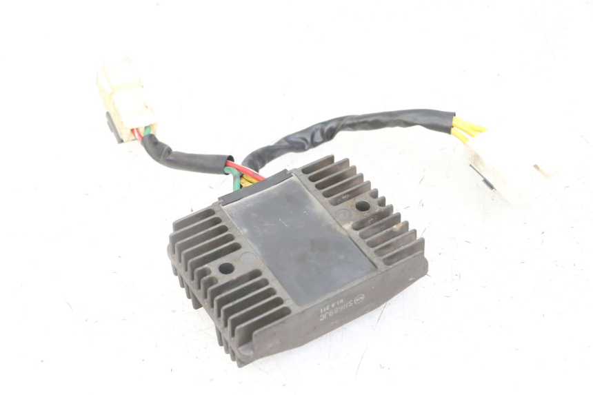 photo de REGLER LICHTMASCHINE PIAGGIO IE MP3 YOURBAN 300 (2011 - 2016) - Gesamtansicht des Produkts