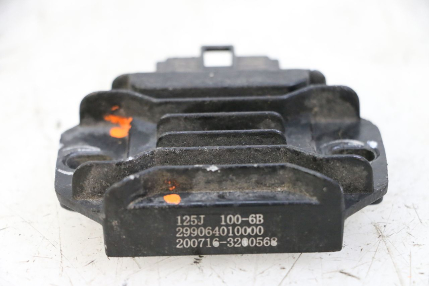 photo de REGLER LICHTMASCHINE KEEWAY K-LIGHT KLIGHT 125 (2018 - 2025) - Alternative Perspektive