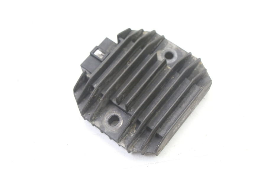 photo de REGLER LICHTMASCHINE KAWASAKI ZR7 ZR-7 S 750 (1999 - 2004) - Detailansicht des Bauteils