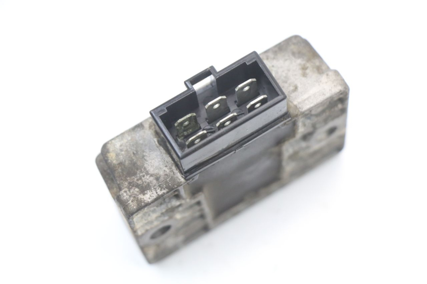 photo de REGLER LICHTMASCHINE KAWASAKI KDX 125 (1990 - 1991) - Zoom auf Gebrauchszustand