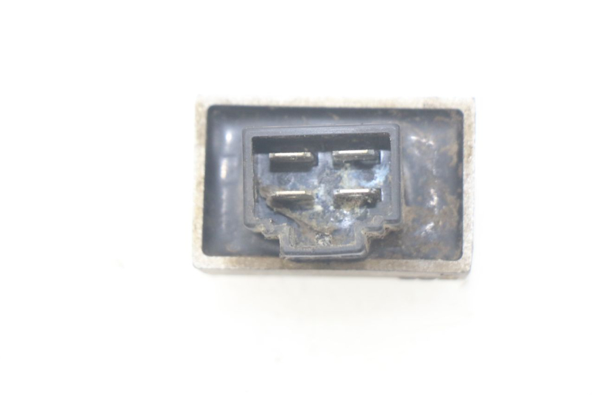 photo de LICHTMASCHINENREGLER PEUGEOT KISBEE 4T 50 (2010 - 2017) - Detailansicht des Bauteils