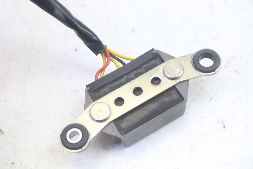 photo de REGLER LICHTMASCHINE KAWASAKI KXF KX-F 250 (2017 - 2019) - Technische Nahaufnahme