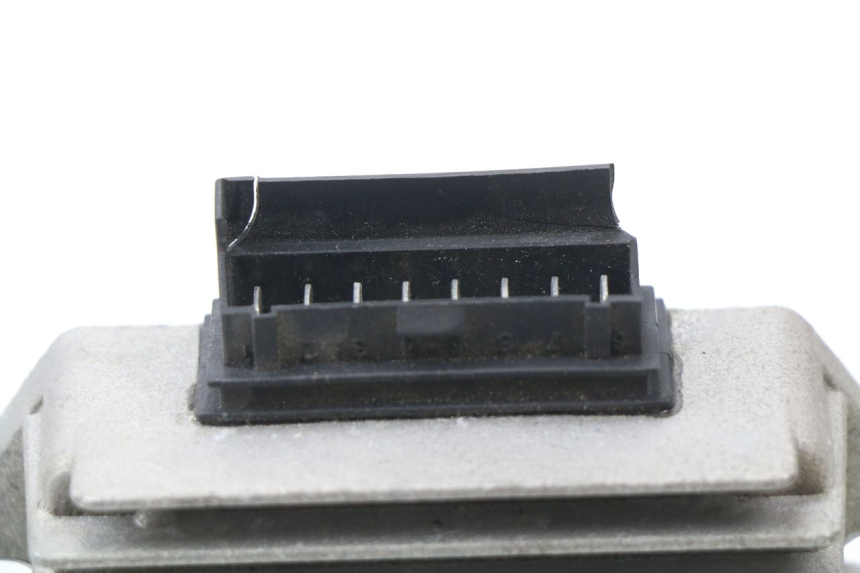 photo de REGLER LICHTMASCHINE PIAGGIO LIBERTY 2T 50 (2004 - 2008) - Technische Nahaufnahme