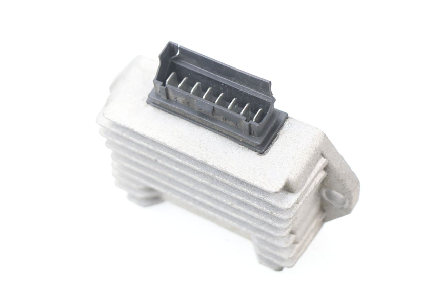 photo de REGLER LICHTMASCHINE PIAGGIO LIBERTY 2T 50 (2004 - 2008) - Gesamtansicht des Produkts