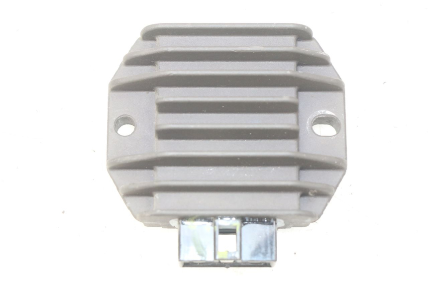 photo de SPANNUNGSREGLER PIAGGIO LIBERTY IGET 4T 50 (2015 - 2020) - Hauptansicht