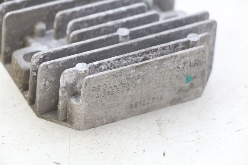 photo de SPANNUNGSREGLER PIAGGIO LIBERTY IGET 4T 50 (2015 - 2020) - Alternative Perspektive