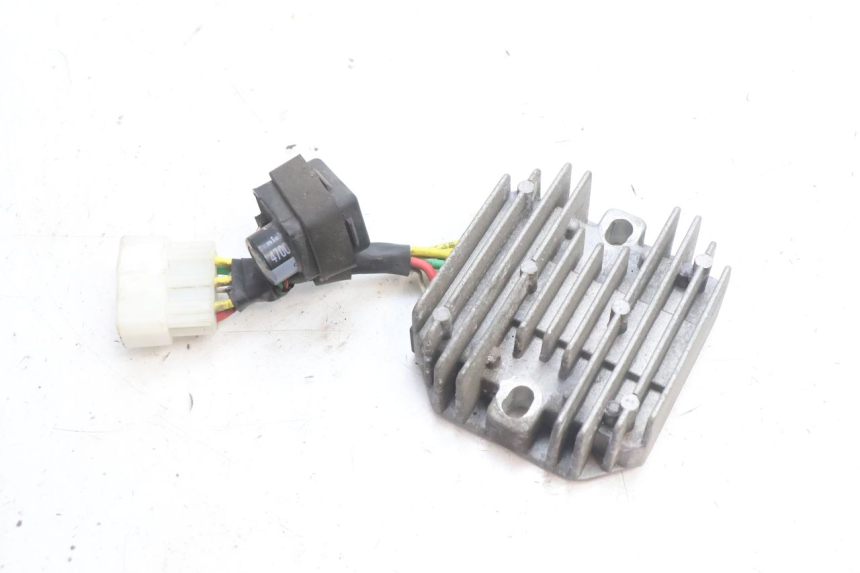 photo de REGLER LICHTMASCHINE PIAGGIO LIBERTY IGET 4T 50 (2021 - 2025) - Hauptansicht