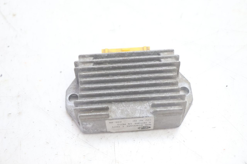 photo de REGLER LICHTMASCHINE PIAGGIO LIBERTY 50 (1998 - 2003) - Detailansicht des Bauteils
