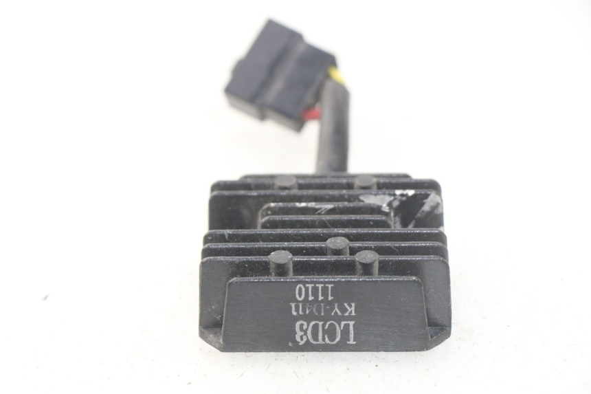 photo de REGLER LICHTMASCHINE KYMCO LIKE 4T 50 (2009 - 2018) - Zoom auf Gebrauchszustand