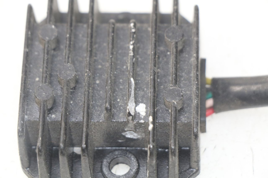 photo de REGLER LICHTMASCHINE KYMCO LIKE 4T 50 (2009 - 2018) - Gesamtansicht des Produkts