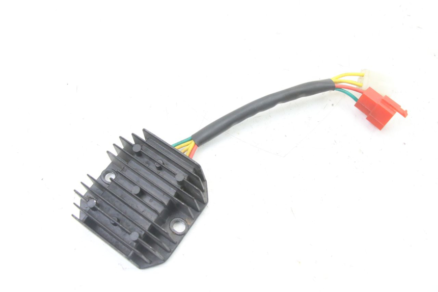 photo de REGLER LICHTMASCHINE LONGJIA SHARPY 125 (2020 - 2024) - Hauptansicht