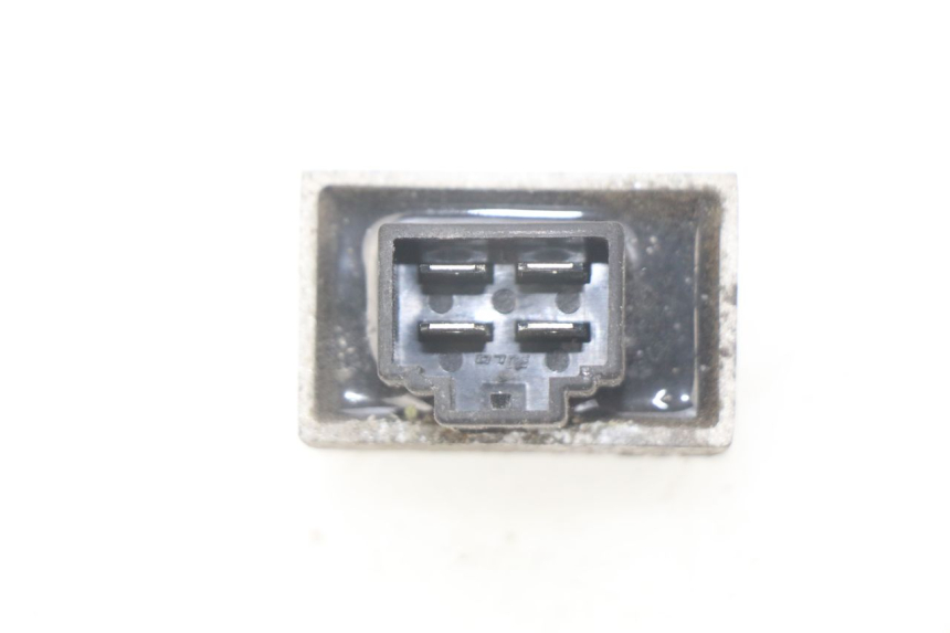 photo de LADEREGLER PEUGEOT LUDIX 2 PRO 4T 50 (2008 - 2013) - Zoom auf Gebrauchszustand