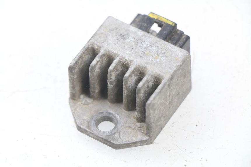 photo de LICHTMASCHINENREGLER PEUGEOT LUDIX 50 (2008 - 2017) - Zoom auf Gebrauchszustand