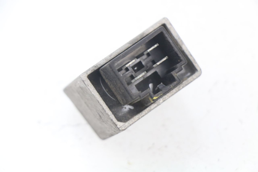 photo de LICHTMASCHINENREGLER PEUGEOT LUDIX 50 (2008 - 2017) - Alternative Perspektive