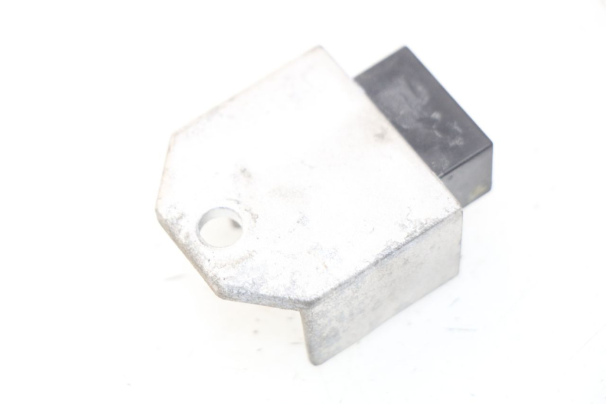 photo de LICHTMASCHINENREGLER PEUGEOT LUDIX 50 (2008 - 2017) - Detailansicht des Bauteils