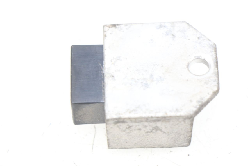 photo de LICHTMASCHINENREGLER PEUGEOT LUDIX 50 (2008 - 2017) - Detailansicht des Bauteils