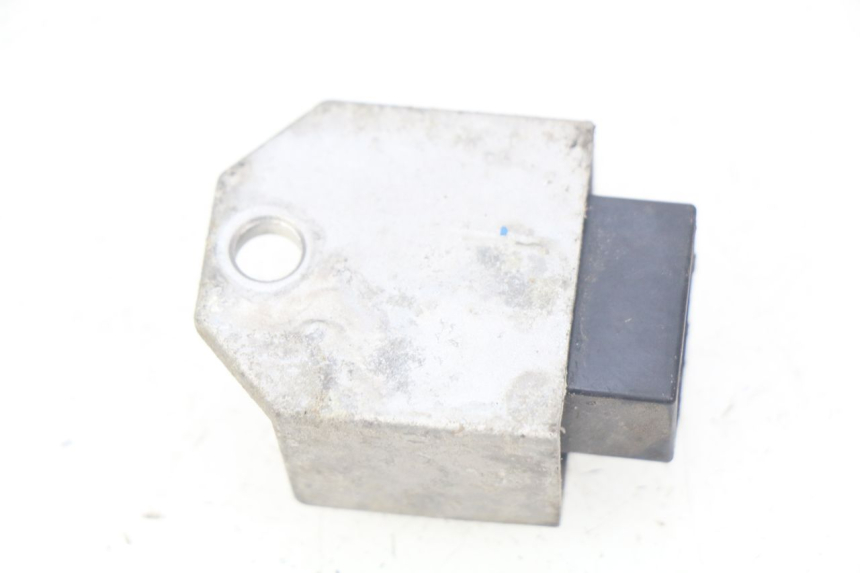 photo de LICHTMASCHINENREGLER PEUGEOT LUDIX 50 (2008 - 2017) - Alternative Perspektive