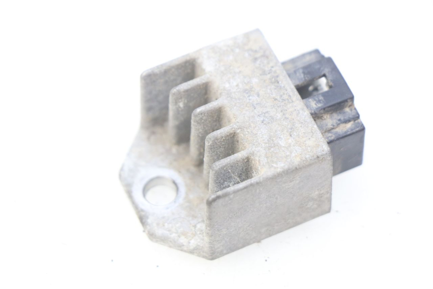 photo de LICHTMASCHINENREGLER PEUGEOT LUDIX 50 (2008 - 2017) - Alternative Perspektive