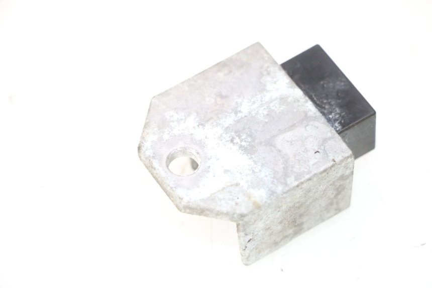 photo de REGLER LICHTMASCHINE PEUGEOT LUDIX ONE 50 (2004 - 2006) - Zoom auf Gebrauchszustand