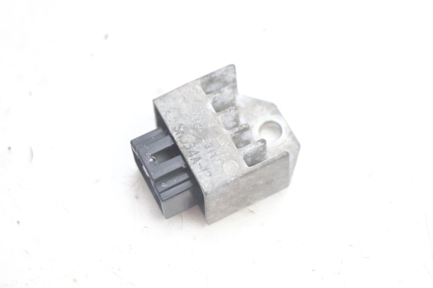 photo de REGLER LICHTMASCHINE PEUGEOT LUDIX PRO 2T 50 (2010 - 2017) - Hauptansicht