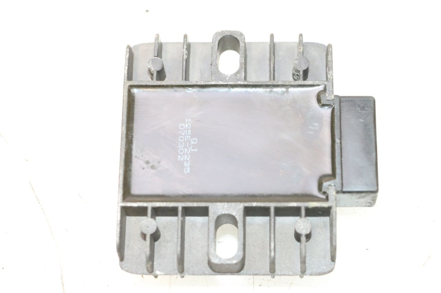 photo de REGLER LICHTMASCHINE KEEWAY MATRIX RX9 125 (2006 - 2007) - Alternative Perspektive