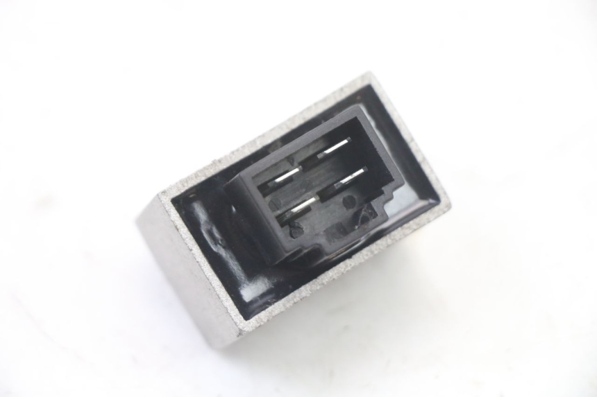 photo de SPANNUNGSREGLER MBK OVETTO ONE 2T 50 (2013 - 2017) - Alternative Perspektive