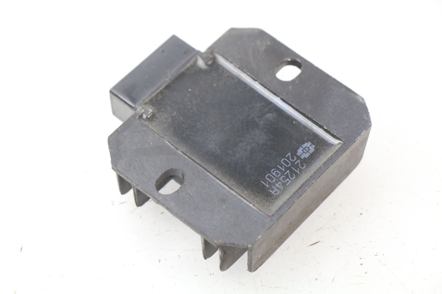 photo de SPANNUNGSREGLER JM MOTORS MIA 50 (2017 - 2020) - Detailansicht des Bauteils
