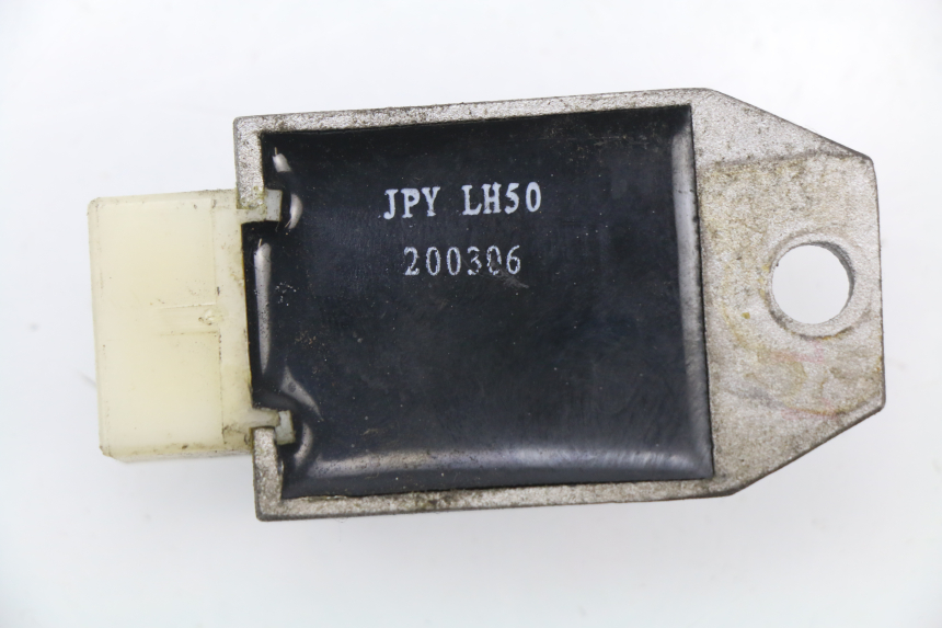 photo de REGLER LICHTMASCHINE LINHAI MONARCH 125 (2003 - 2005) - Alternative Perspektive