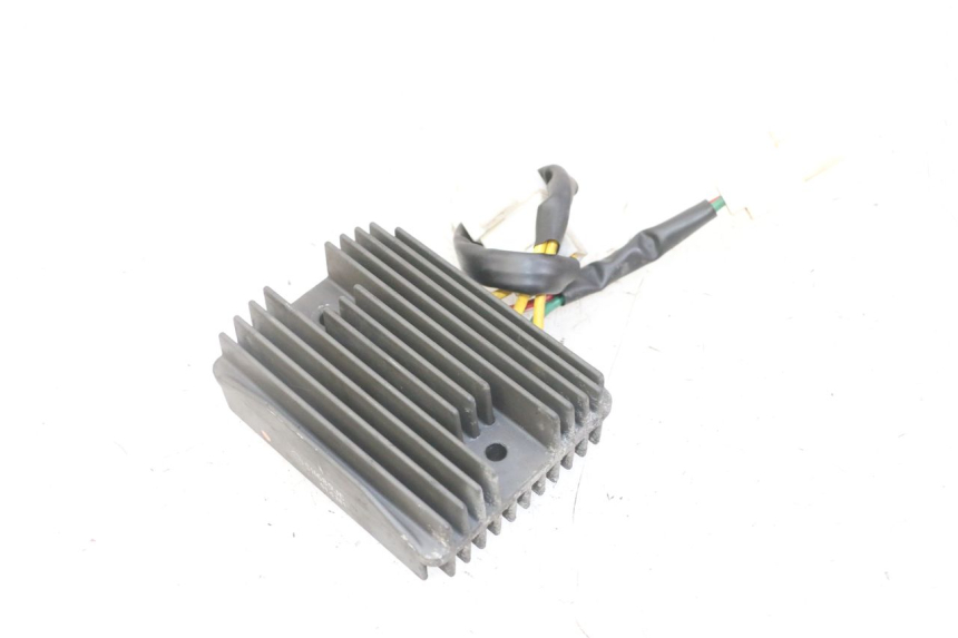 photo de REGLER LICHTMASCHINE PIAGGIO MP3 LT 300 (2010 - 2016) - Hauptansicht