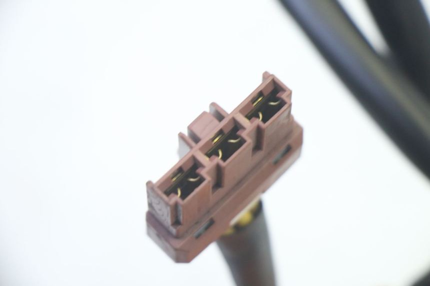 photo de LICHTMASCHINENREGLER PIAGGIO MP3 LT 400 (2007 - 2012) - Details der Befestigungspunkte