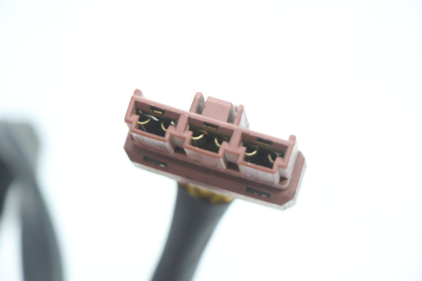 photo de LICHTMASCHINENREGLER PIAGGIO MP3 LT 400 (2007 - 2012) - Details der Befestigungspunkte