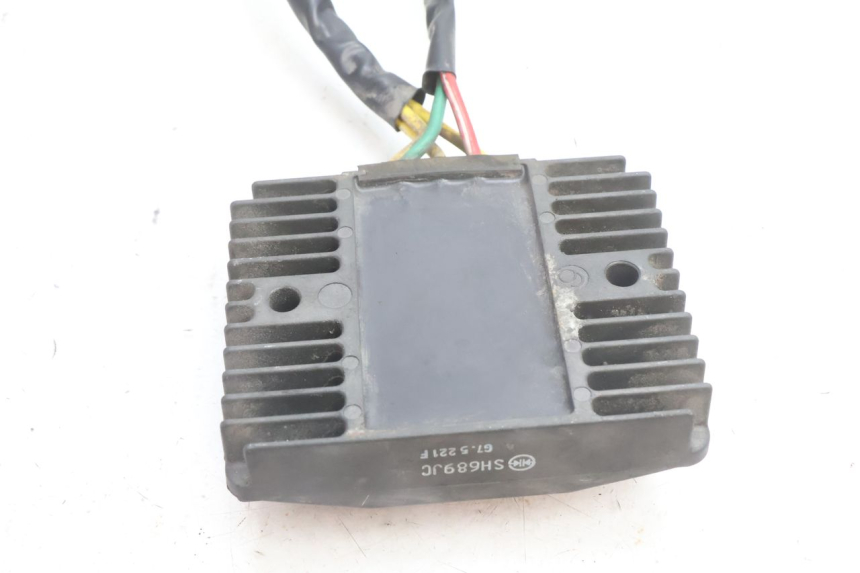 photo de REGLER LICHTMASCHINE PIAGGIO MP3 500 (2016 - 2018) - Gesamtansicht des Produkts