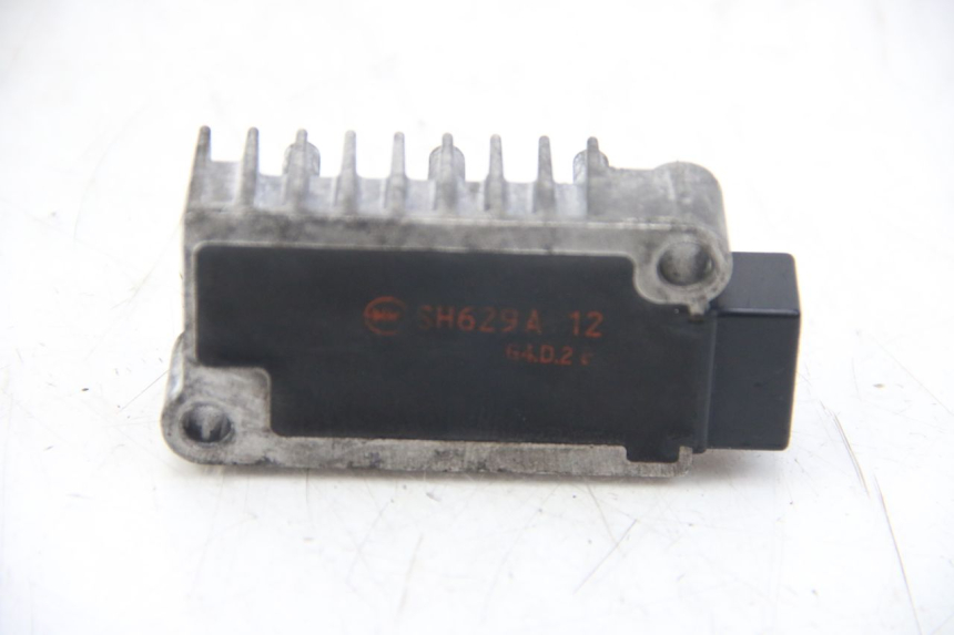 photo de LADEREGLER YAMAHA MT ABS 125 (2014 - 2018) - Detailansicht des Bauteils