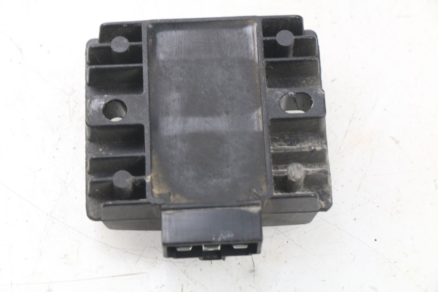 photo de REGLER LICHTMASCHINE MBK MW TRYPTIK 125 (2017 - 2022) - Detailansicht des Bauteils