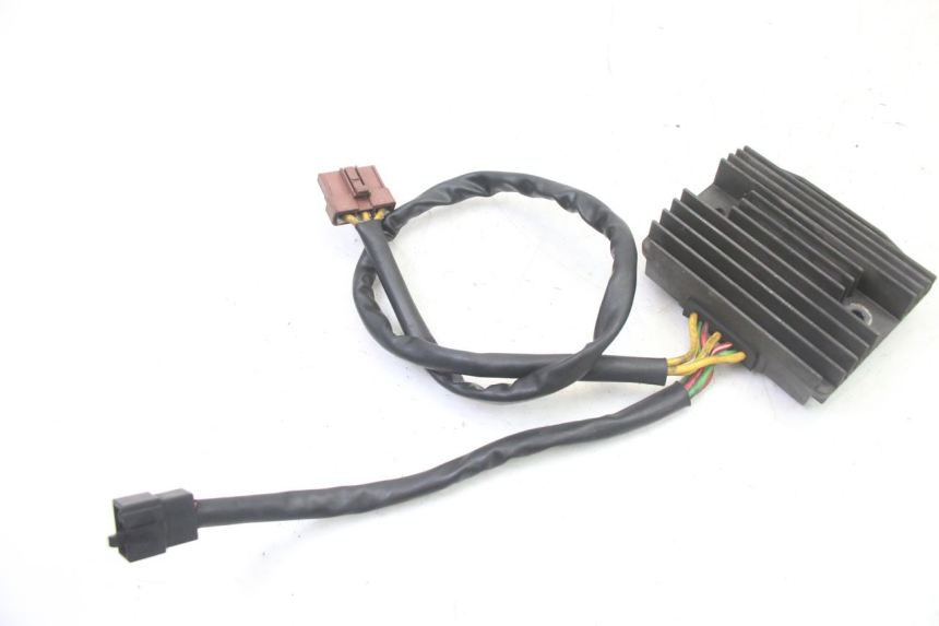 photo de SPANNUNGSREGLER GILERA NEXUS 125 (2009 - 2013) - Zoom auf Gebrauchszustand