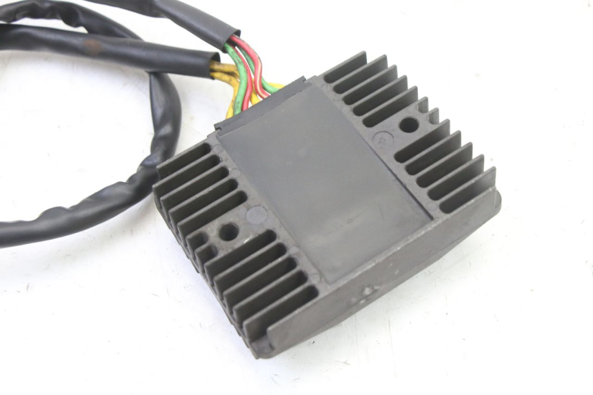 photo de SPANNUNGSREGLER GILERA NEXUS 125 (2009 - 2013) - Technische Nahaufnahme