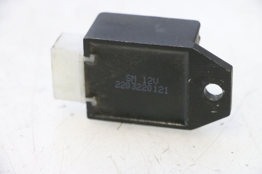 photo de SPANNUNGSREGLER JM MOTORS OLDIES 4T 50 (2010 - 2020) - Zoom auf Gebrauchszustand
