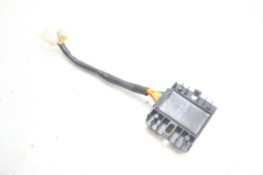 photo de REGLER LICHTMASCHINE JM MOTORS OLDIES 4T 50 (2020 - 2026) - Alternative Perspektive