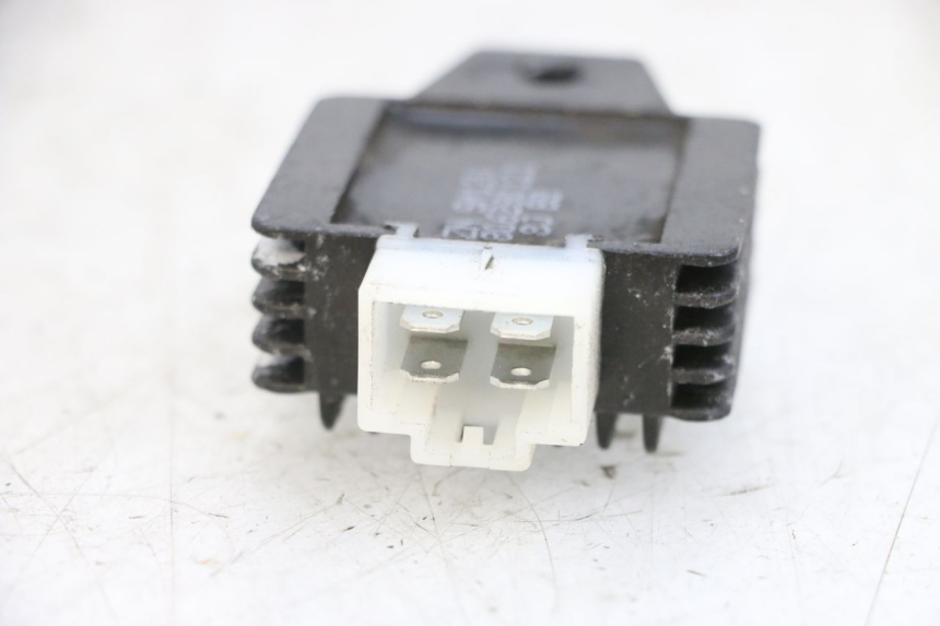 photo de REGLER LICHTMASCHINE JM MOTORS OLDIES GT 4T 50 (2018 - 2025) - Detailansicht des Bauteils