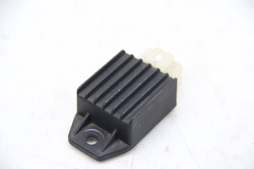 photo de SPANNUNGSREGLER TNT MOTOR OTTO 2T 50 (2012 - 2018) - Zoom auf Gebrauchszustand