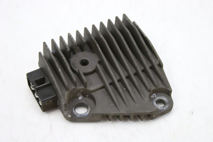 photo de REGLER LICHTMASCHINE KEEWAY OUTLOOK 125 (2007 - 2013) - Technische Nahaufnahme