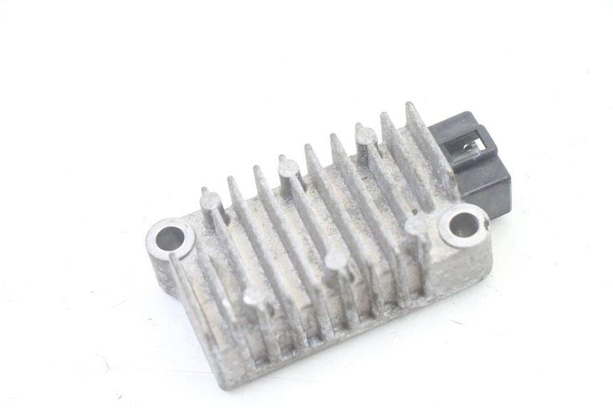 photo de REGLER LICHTMASCHINE MBK OVETTO 4T 50 (2008 - 2016) - Hauptansicht