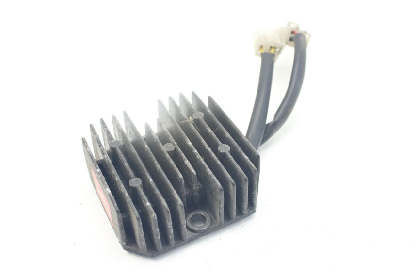 photo de SPANNUNGSREGLER KYMCO PEOPLE 250 (2004 - 2008) - Detailansicht des Bauteils