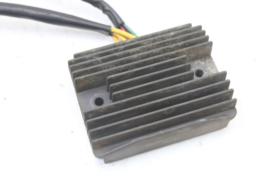 photo de LICHTMASCHINENREGLER PEUGEOT CITYSTAR 125 (2011 - 2017) - Detailansicht des Bauteils