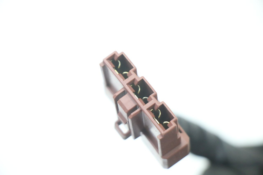 photo de LICHTMASCHINENREGLER PEUGEOT CITYSTAR 125 (2011 - 2017) - Details der Befestigungspunkte