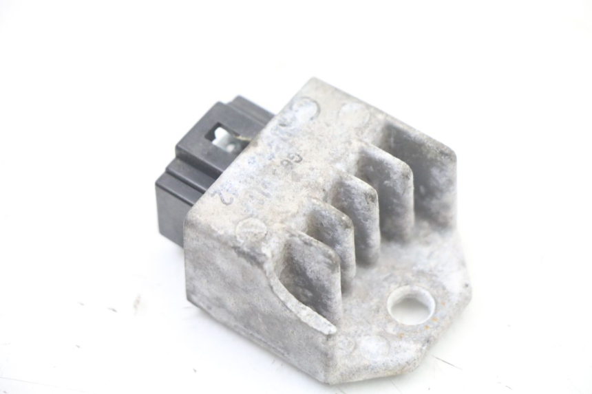 photo de SPANNUNGSREGLER PEUGEOT CITYSTAR 50 (2013 - 2017) - Hauptansicht