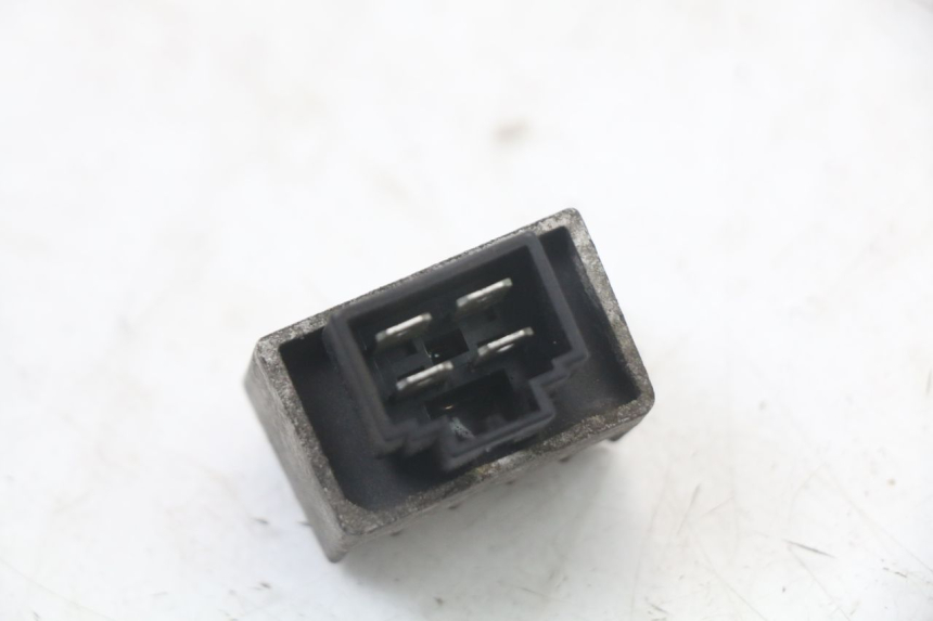 photo de LICHTMASCHINENREGLER PEUGEOT ELYSTAR 50 (2002 - 2014) - Alternative Perspektive