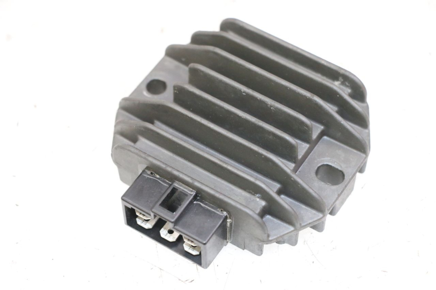 photo de REGLER LICHTMASCHINE PIAGGIO VESPA LX 150 (2005 - 2013) - Hauptansicht