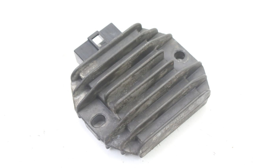 photo de LICHTMASCHINENREGLER PIAGGIO X8 125 (2004 - 2007) - Detailansicht des Bauteils