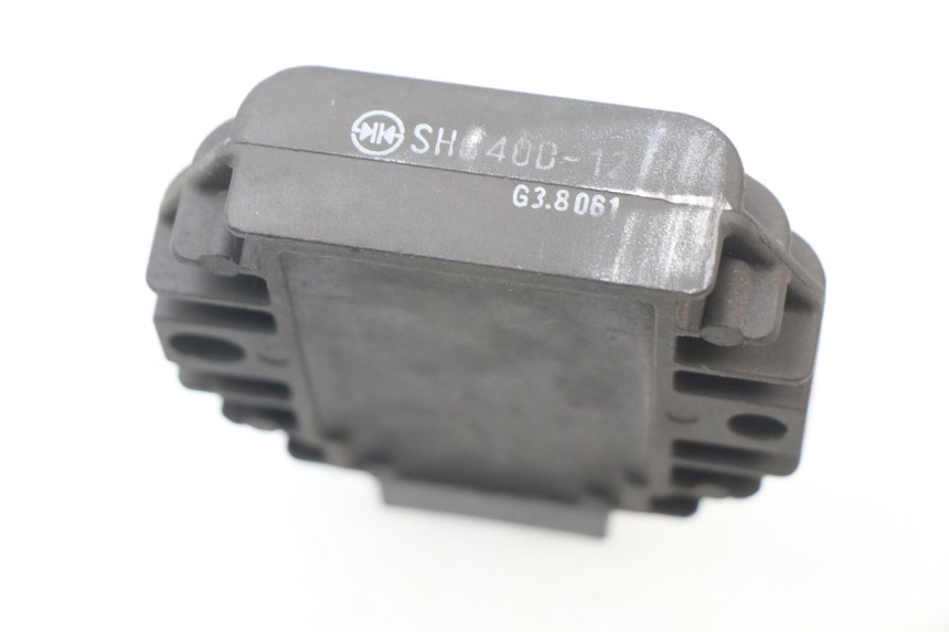 photo de REGLER LICHTMASCHINE PIAGGIO PRIMAVERA 125 (2013 - 2021) - Detailansicht des Bauteils